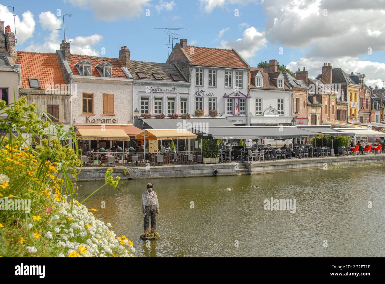 Il quartiere Saint-Leu è un quartiere vivace sulle rive del fiume Somme, Amiens, Francia Foto Stock