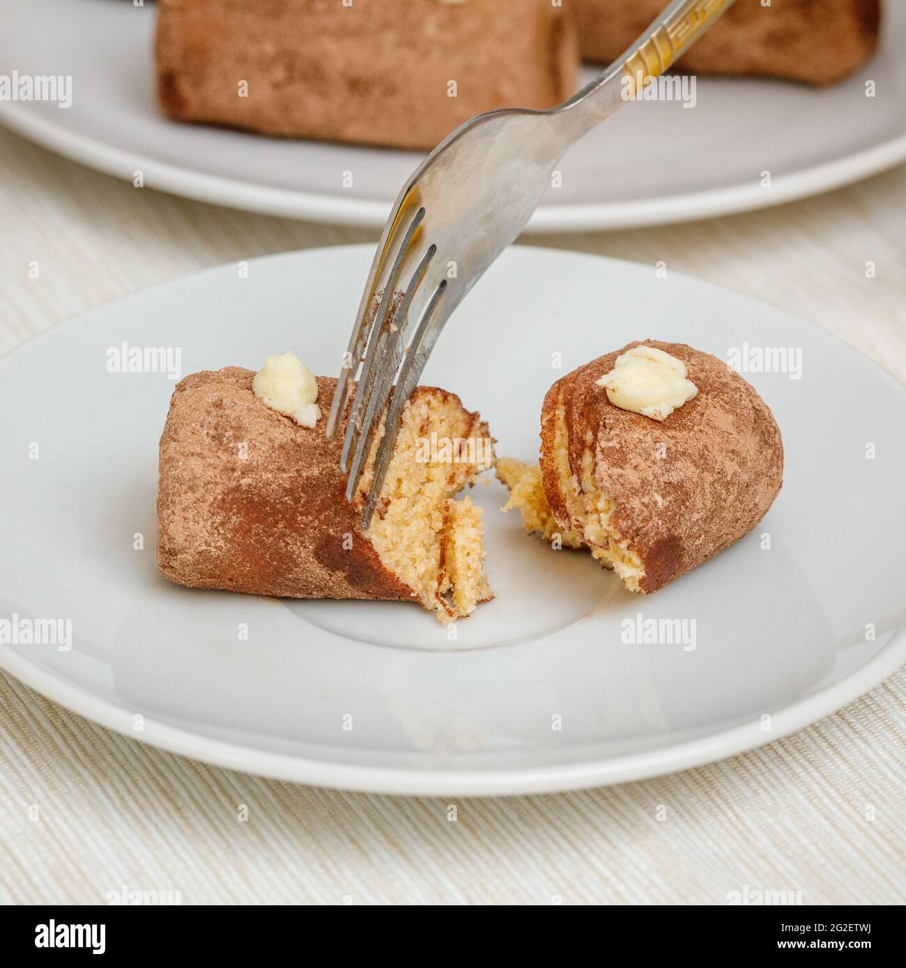 Torta russa tradizionale, palle di rum come una forma di patate, primo piano Foto Stock