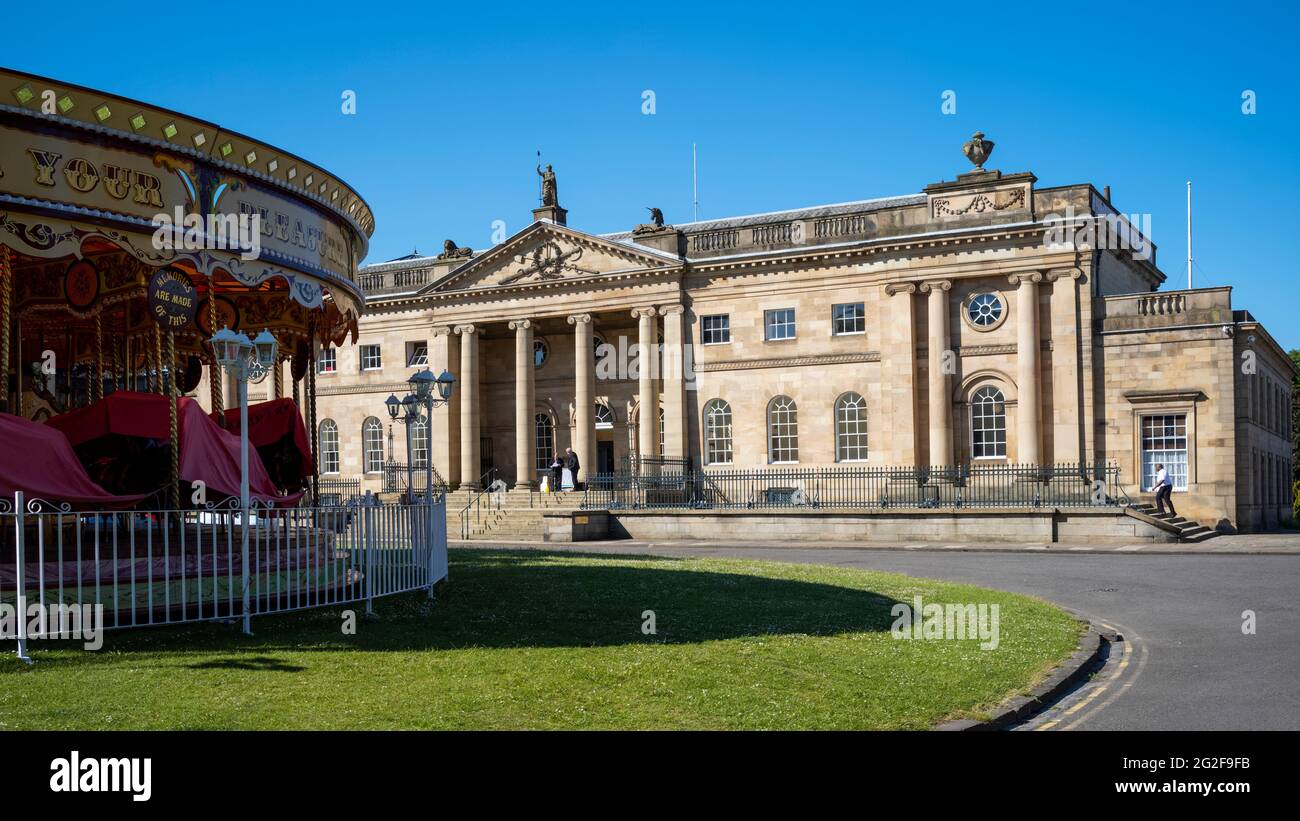Time, Pleasure and Pain, The 'Eye of York', North Yorkshire, UK Foto Stock