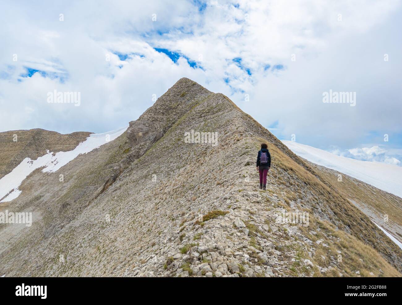 Monte Redentore e Lago Pilato - la cima paesaggistica del Monte Redentore con il lago Pilato, tra le regioni Umbria e Marche, Sibillini. Foto Stock