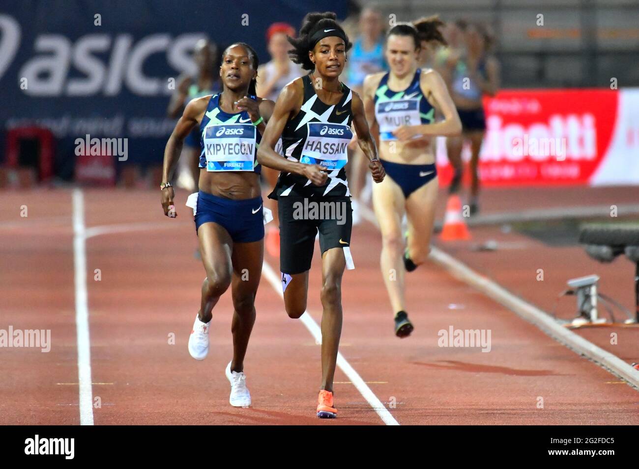 Firenze, Italia. 10 Giugno 2021. Era un sogno Golden Gala Pietro Mennea a Firenze. Quattro le migliori performance del mondo nel 2021 e molte gemme italiane, tra cui Gianmarco tamberi's 2.33 in the high jump e Leonardo Fabbri's 21.71 in the shot, hanno messo i riflettori sulla serata all'Asics Firenze Marathon Stadium, la terza tappa della Wanda Diamond League. (Foto di Domenico Cippitelli/Pacific Press) Credit: Pacific Press Media Production Corp./Alamy Live News Foto Stock