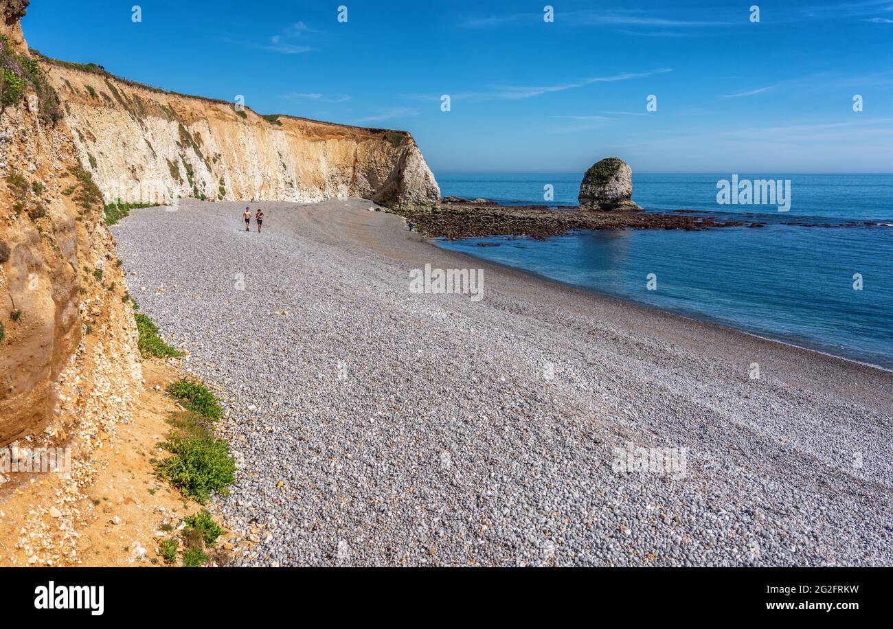 Spiaggia di acqua dolce sull'Isola di Wight UK Foto Stock