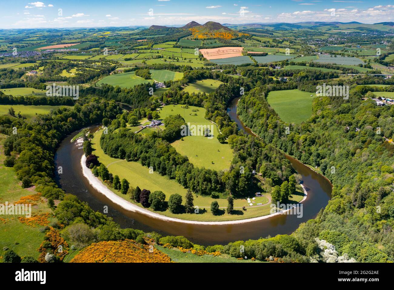 Vista aerea di Eldon Hills e del fiume tweed dalla vista di Scott a Bemersyde, Scottish Borders, Scozia, Regno Unito Foto Stock