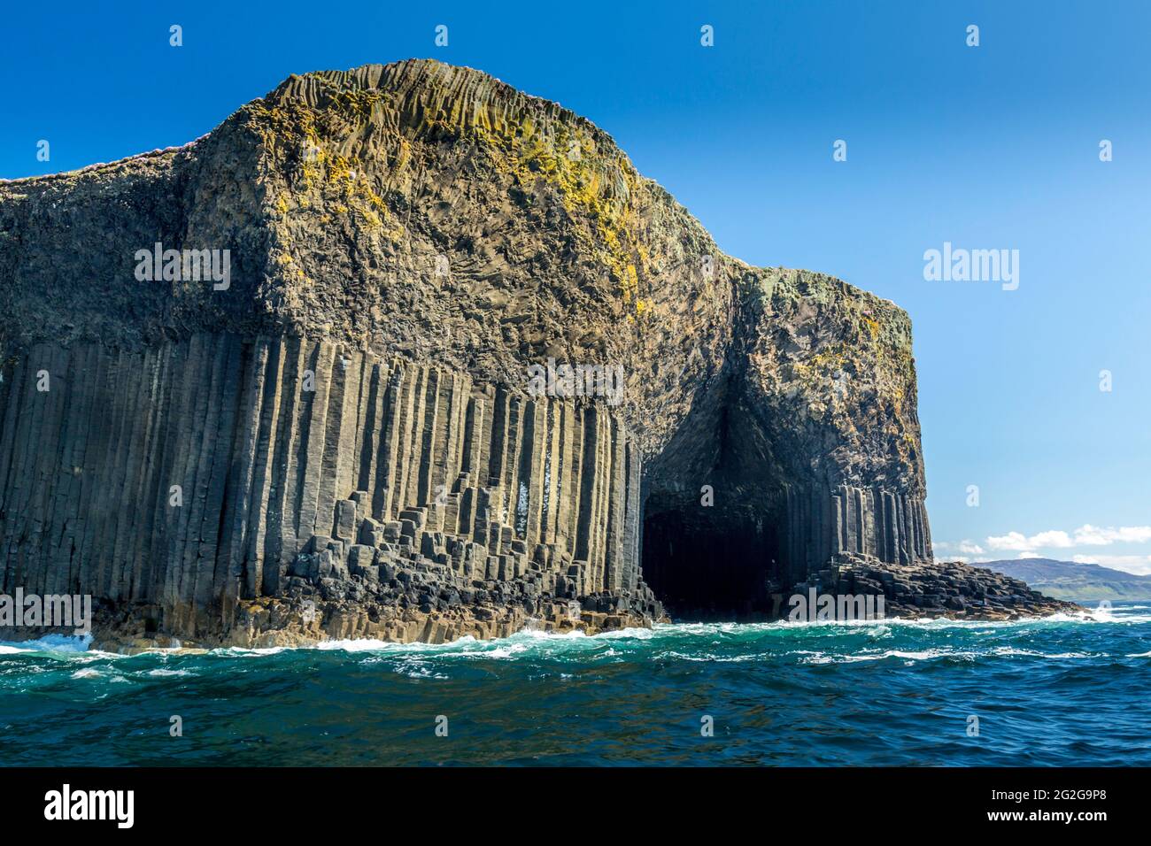 Fingal's Cave, Isola di Staffa, Inner Hebrides, Scozia. Foto Stock