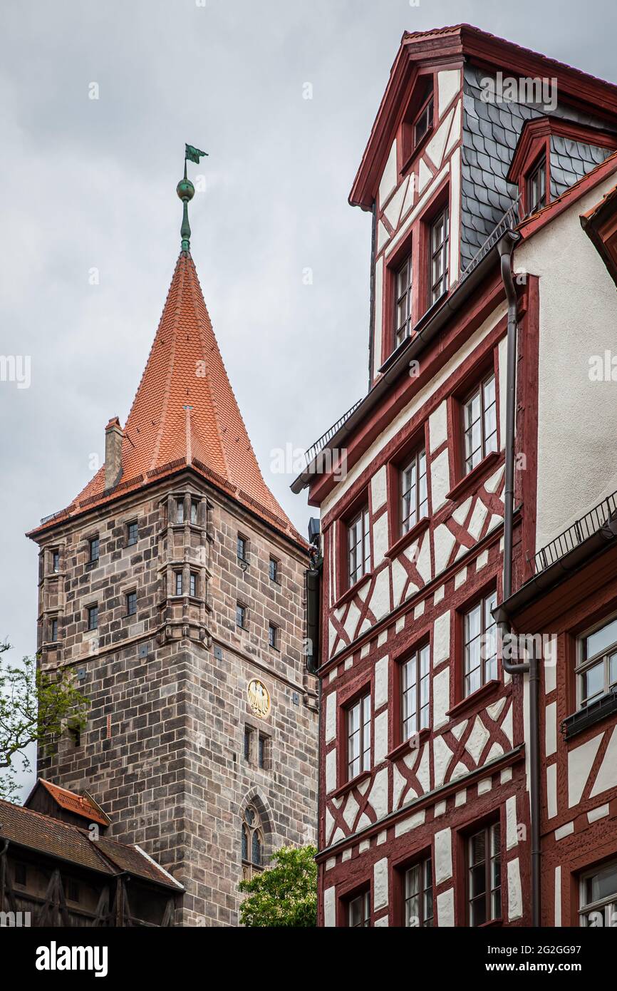 Tipica casa tedesca di fortezza a Norimberga, in Germania Foto Stock