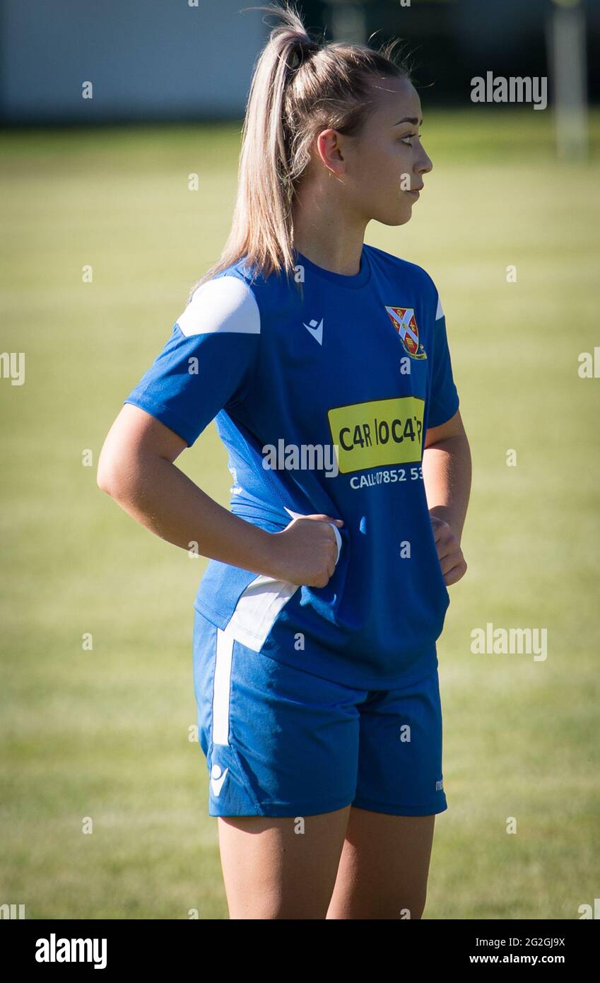 Abergavenny, Galles. 26 settembre 2020. Orchard Welsh Premier Women’s League match tra le Abergavenny Women e Cascade Youth Club Ladies Foto Stock