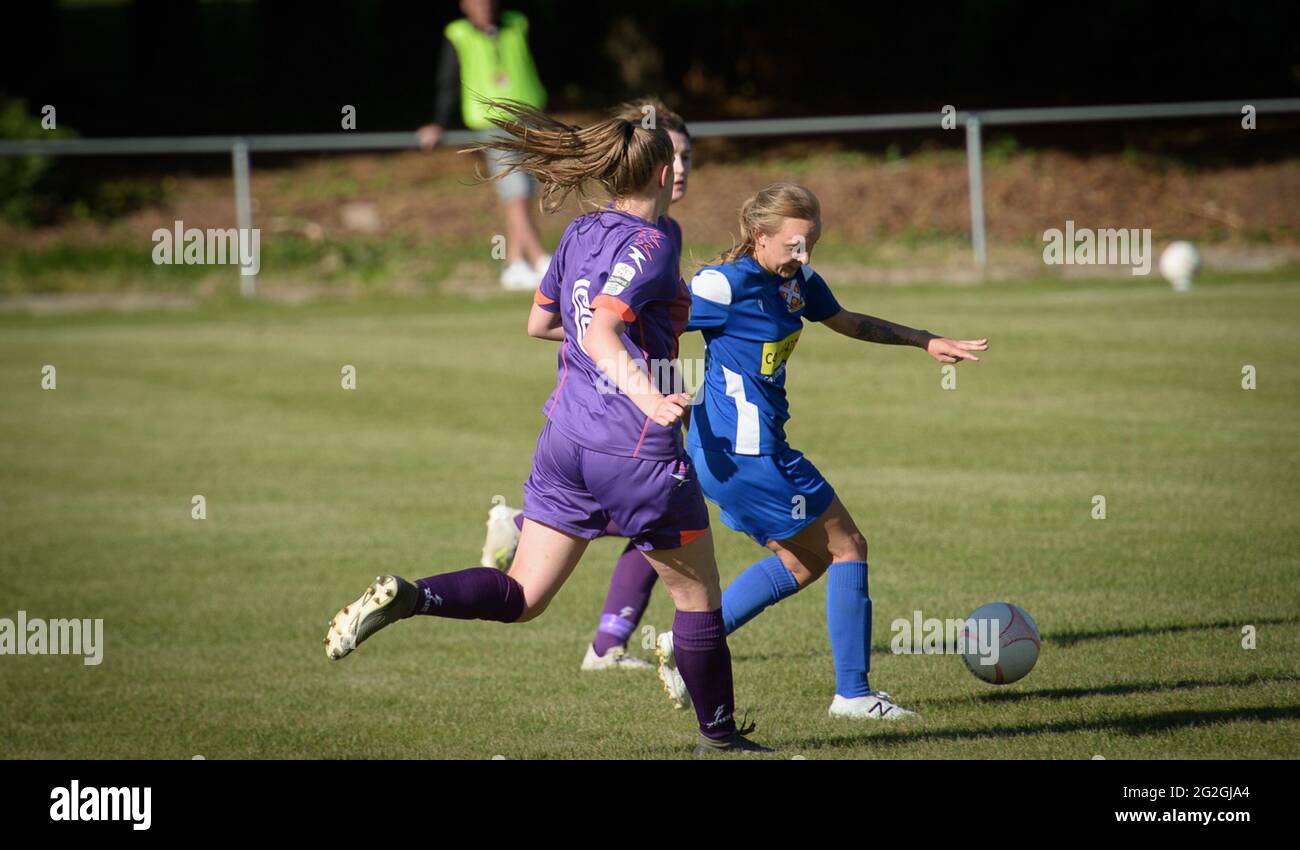 Abergavenny, Galles. 26 settembre 2020. Orchard Welsh Premier Women’s League match tra le Abergavenny Women e Cascade Youth Club Ladies Foto Stock