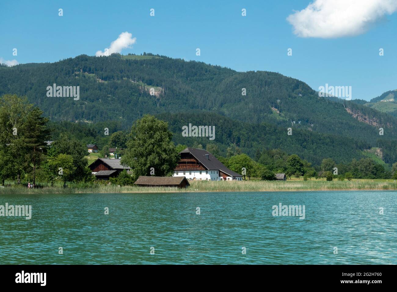 Antica fattoria sul lago Wolfgang, Salisburgo, Austria Foto Stock