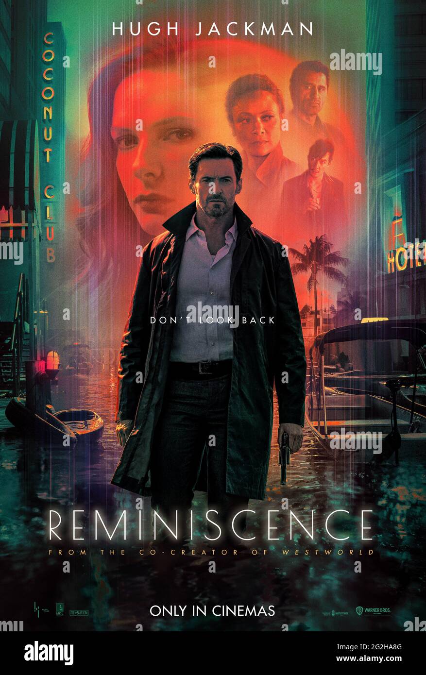 DATA DI PUBBLICAZIONE: 20 agosto 2021 TITOLO: Reminiscence STUDIO: Kilter Films REGISTA: Lisa Joy PLOT: Uno scienziato scopre un modo per rivivere il tuo passato e utilizza la tecnologia per cercare il suo amore perduto a lungo. INTERPRETATO da: HUGH JACKMAN come poster art di Nick Banister (immagine di credito: © kilter Films/immagini di intrattenimento) Foto Stock