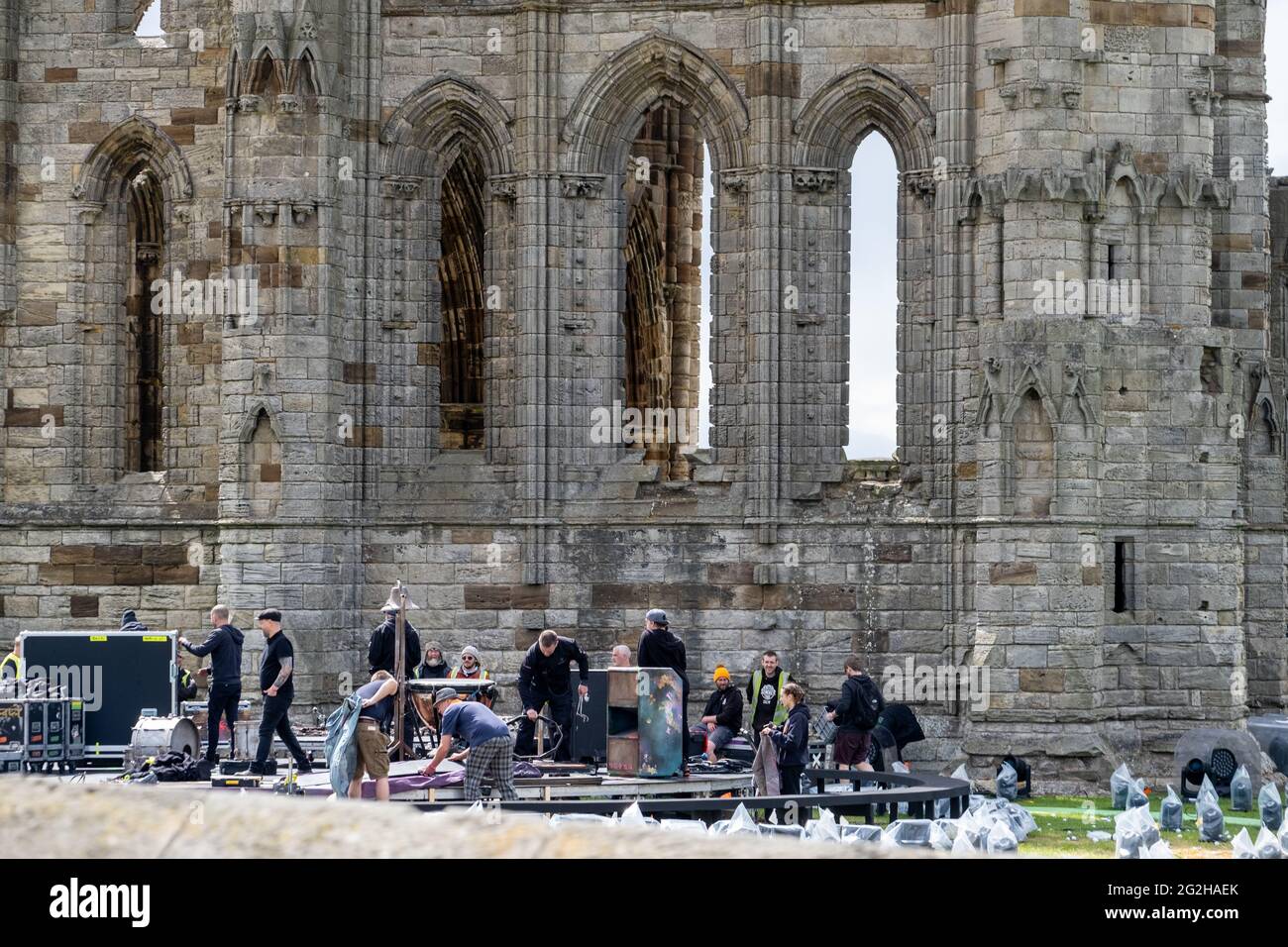 Coldplay a Whitby Abbey per radio 1 Big Weekend 2021 Foto Stock