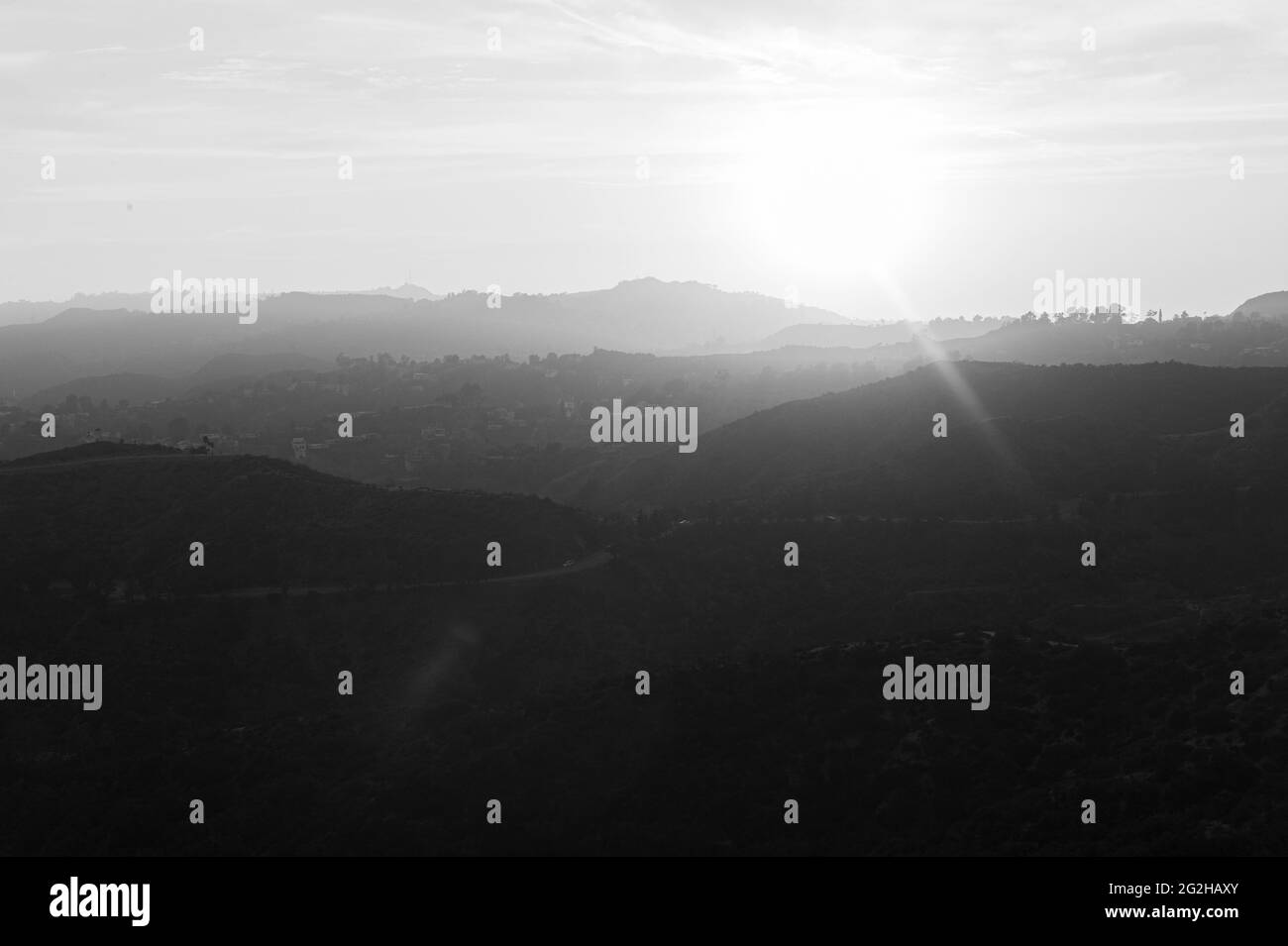 Vista dal famoso museo dell'osservatorio Griffith sulle colline di Hollywood a Los Angeles, California, USA Foto Stock