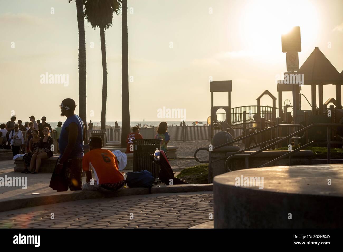 Gli skater e lo stile di vita di Venice Beach a Los Angeles, California, USA Foto Stock