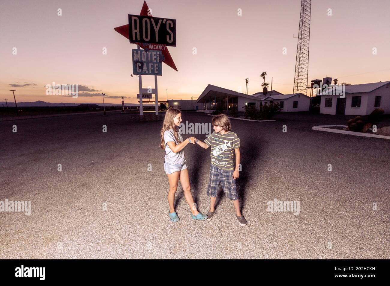 Roy's Cafe, motel e garage, Route 66, Amboy, California, USA, America del Nord Foto Stock