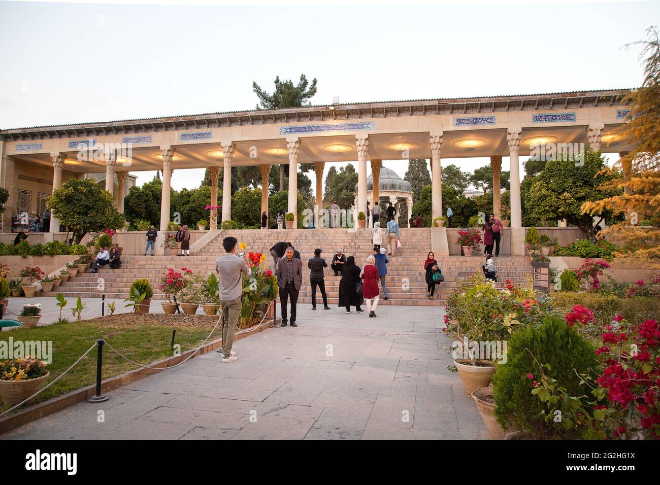 Mausoleo del poeta persiano Hafez a Shiraz Foto Stock