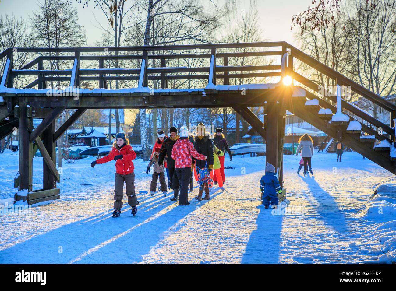 Pattinatori di ghiaccio nello Spreewald Foto Stock