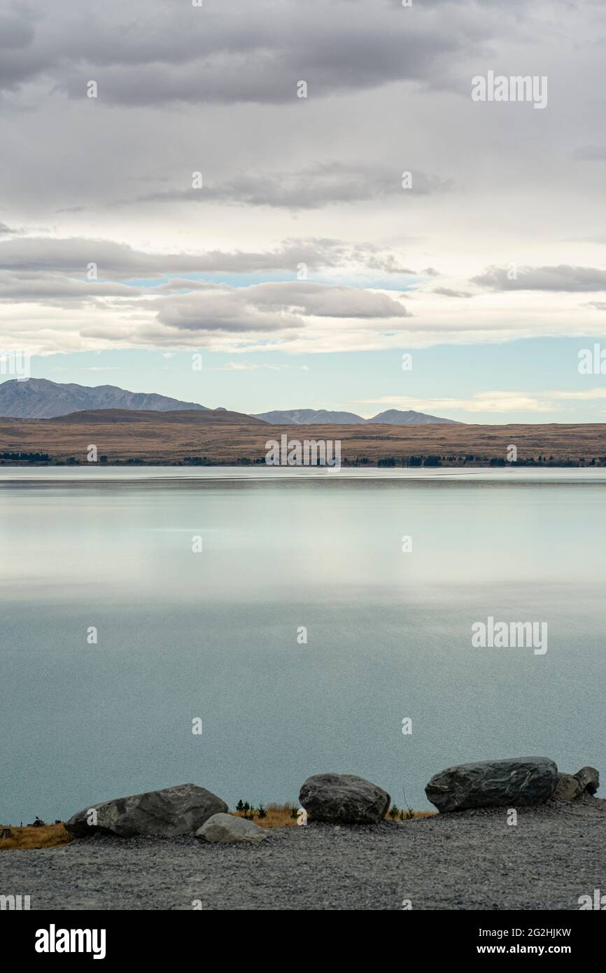 Lago Pukaki sull'Isola del Sud, vicino al Parco Nazionale di Mount Cook, Nuova Zelanda Foto Stock