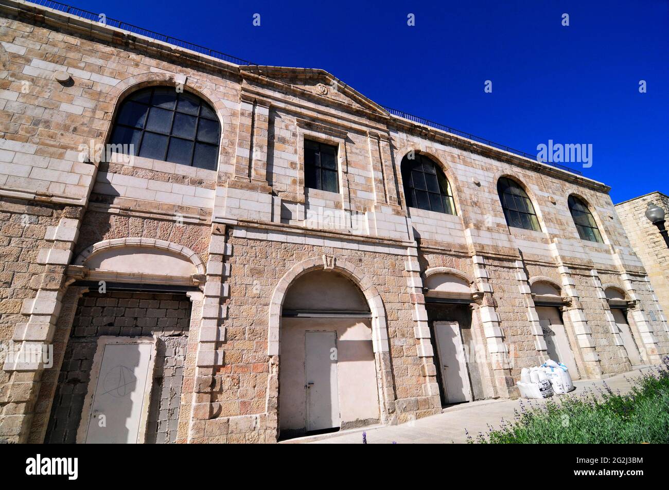 Edifici del 19 ° secolo nei quartieri di Mamila fuori porta Jaffa a Gerusalemme, Israele. Foto Stock
