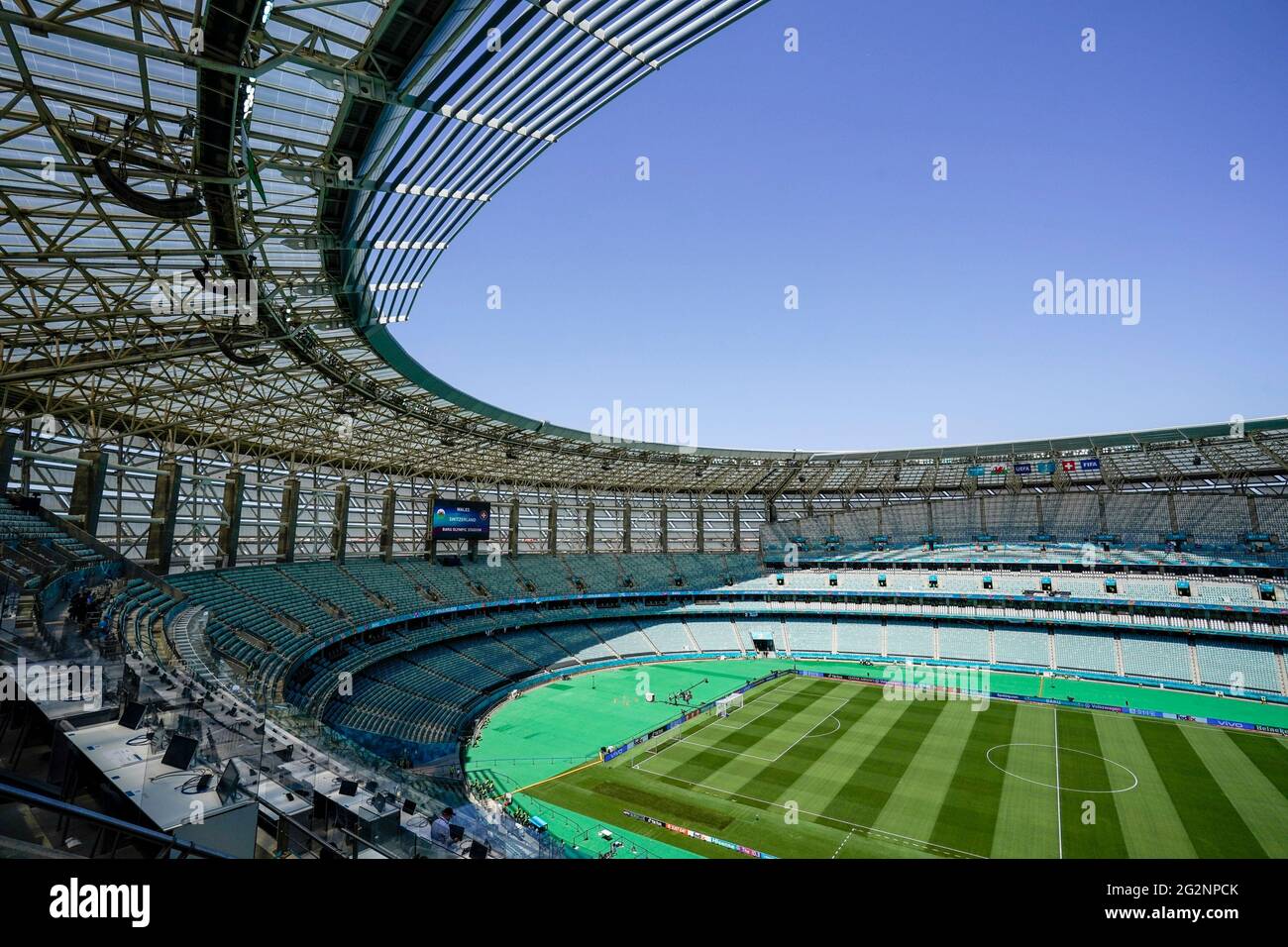 Stadio vuoto prima della partita UEFA Euro 2020 Gruppo A allo Stadio Olimpico di Baku, Azerbaigian. Data immagine: Sabato 12 giugno 2021. Foto Stock