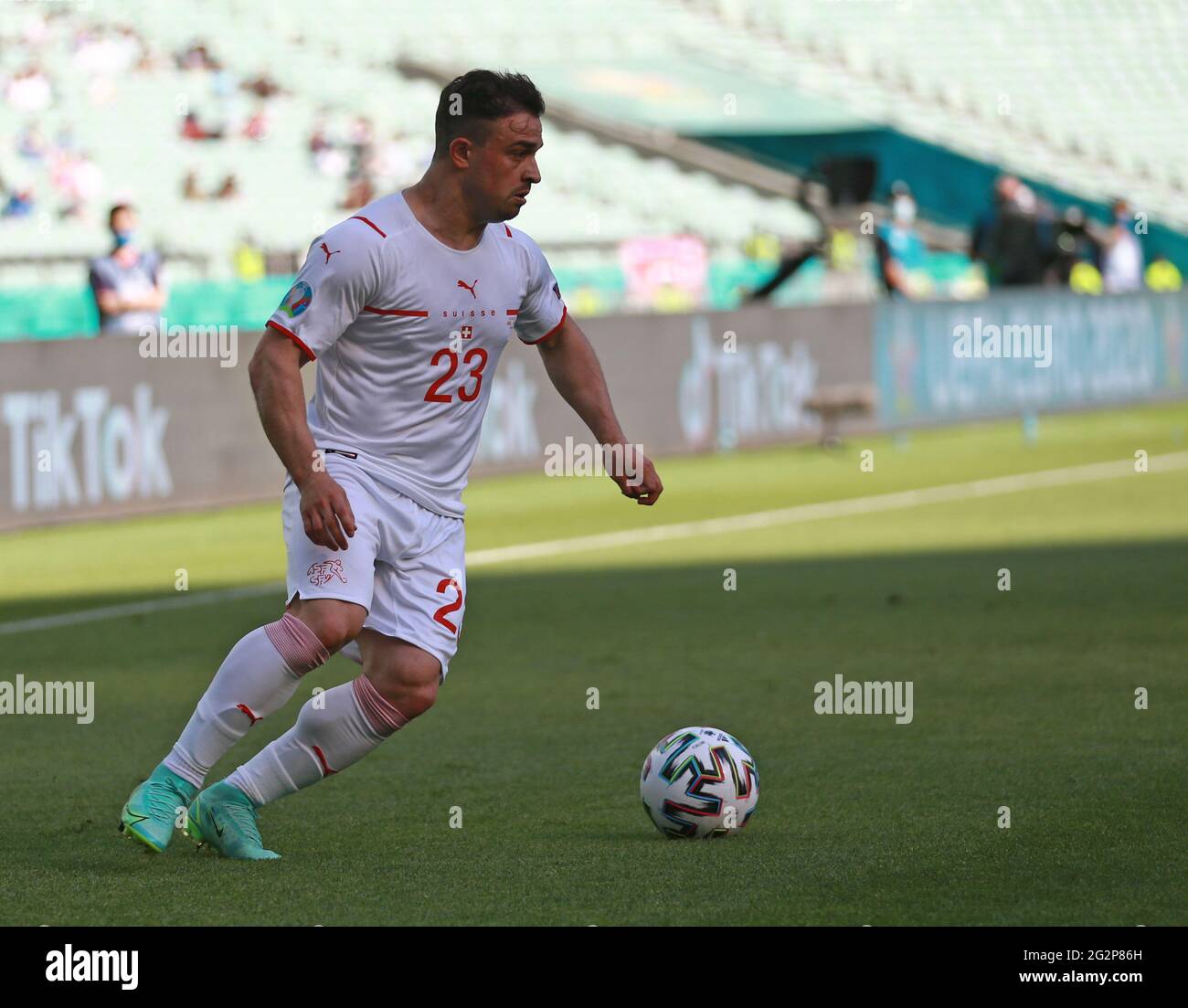 Xherdan Shaqiri della Svizzera durante la partita UEFA Euro 2020 del Gruppo A allo Stadio Olimpico di Baku, Azerbaigian. Data immagine: Sabato 12 giugno 2021. Foto Stock