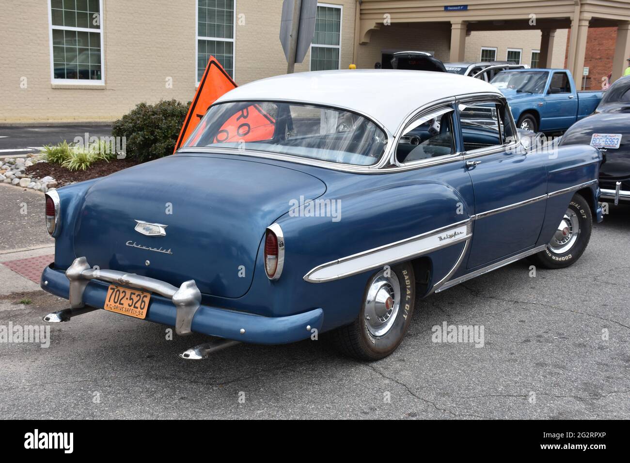Una Chevrolet Belair 1954 in mostra ad una mostra di auto. Foto Stock