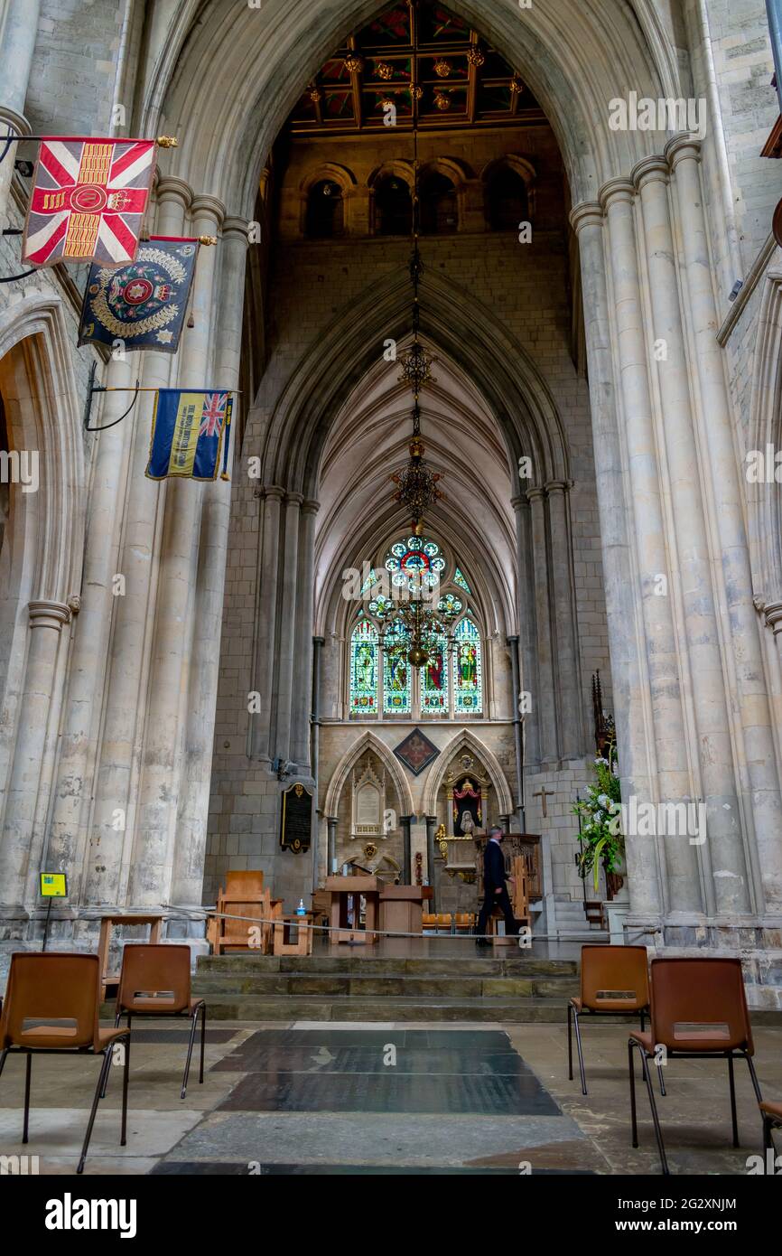 Londra. REGNO UNITO- 06.10.2021. Vista interna del transetto sud della Cattedrale di Southwark. Foto Stock