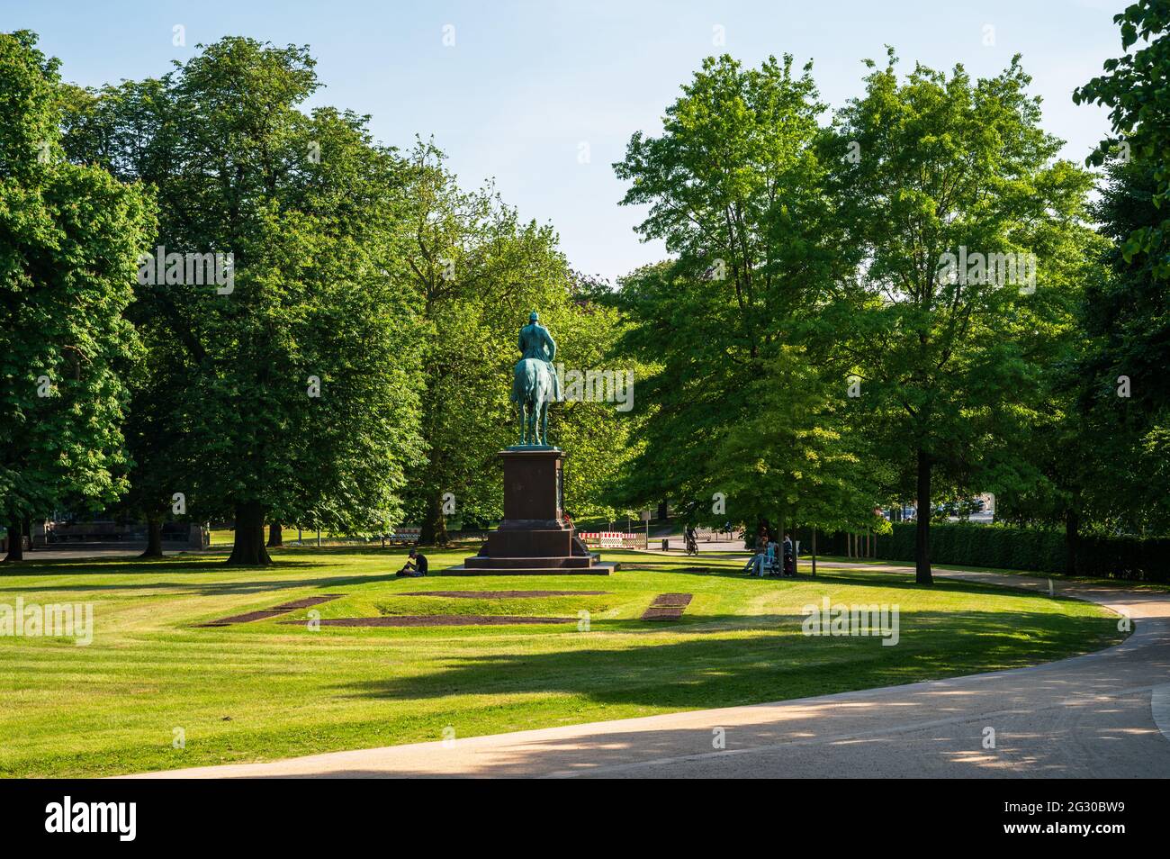 Der Schloßgarten in Kiel ist immer ein schöner Ort an dem man sich vom Tubel der Innenstadt bestens entspannen kann einer von mehrerren Parkanlagen r Foto Stock