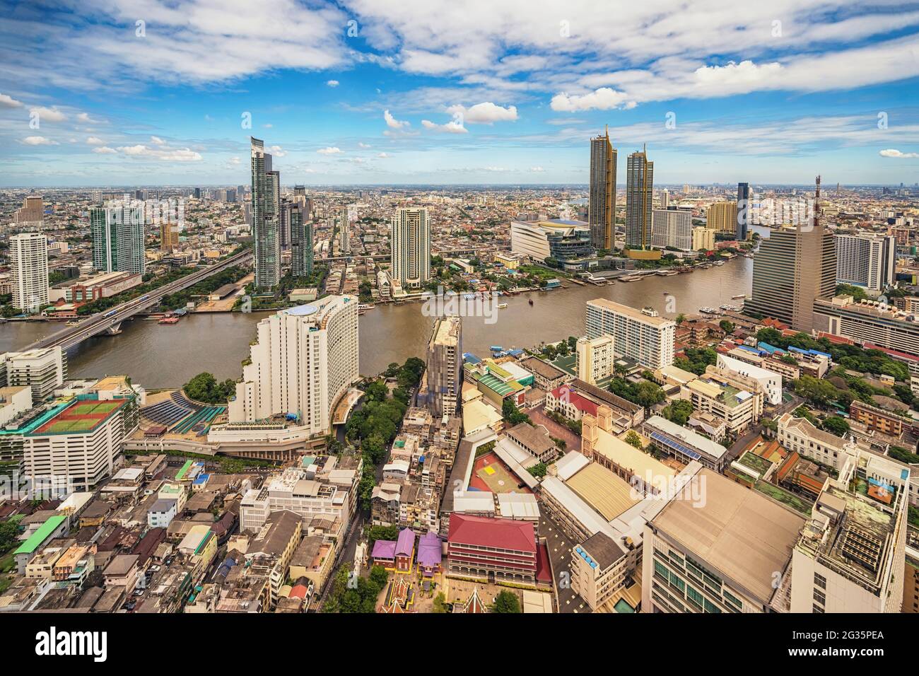 Bangkok Thailandia, skyline della città sul fiume Chao Phraya e l'icona Siam Foto Stock