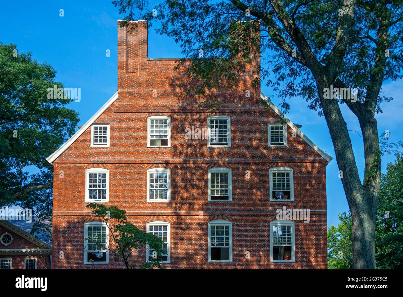 Sala del Massachusetts nel campus dell'Università di Harvard, Cambridge, Massachusetts, Stati Uniti. Old Yard di Harvard Yard, Università di Harvard, Cambridge, Boston, ma Foto Stock