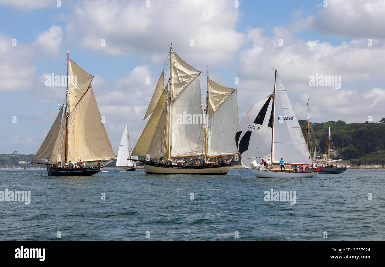 L'annuale Falmouth Classics si svolge durante la conferenza G7 a Carbis Bay. La regata si svolge nel porto di Falmouth e Carrick Road Foto Stock