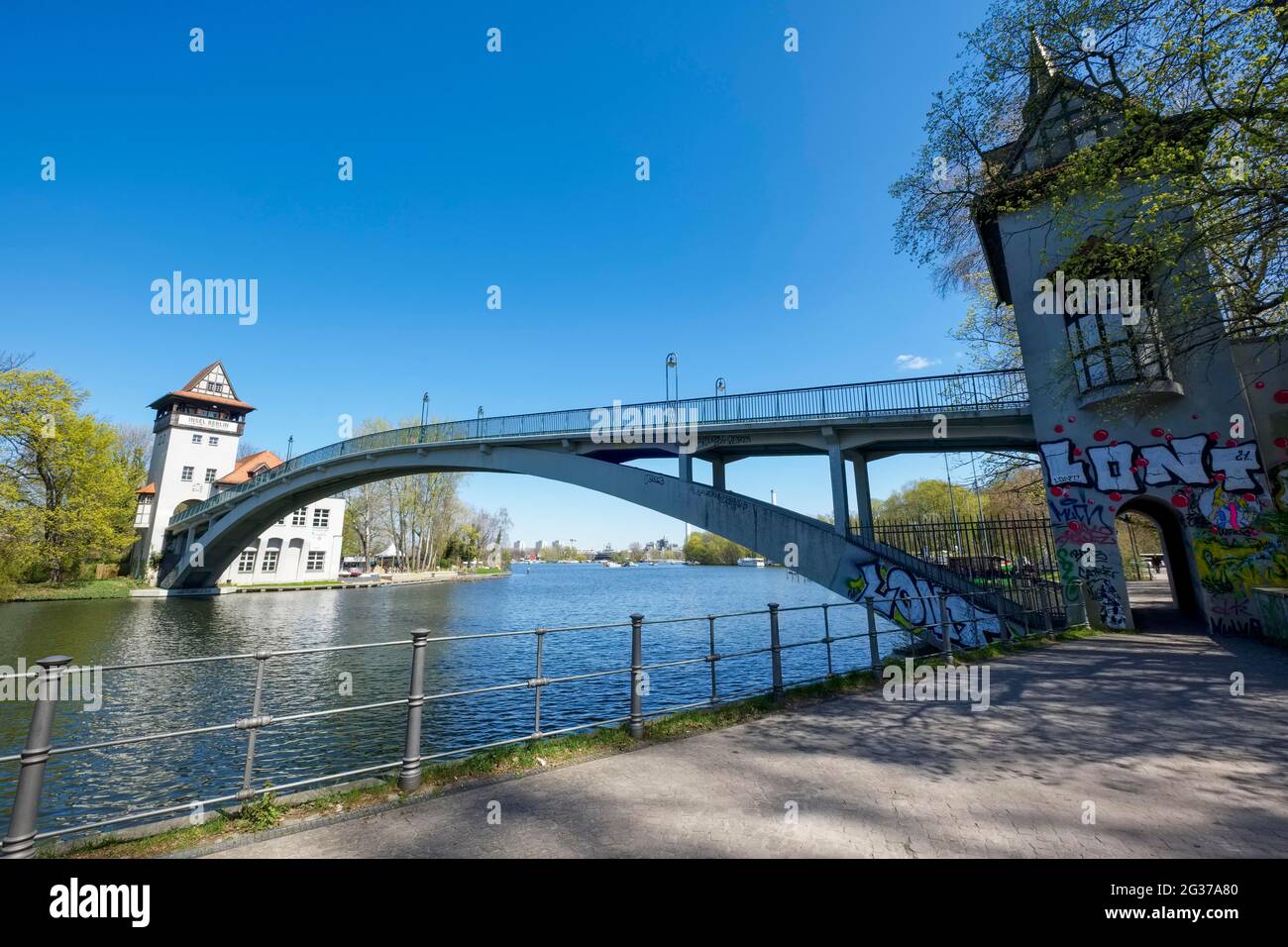 Ponte dell'abbazia per l'Isola della Gioventù, Berlino, Germania Foto Stock