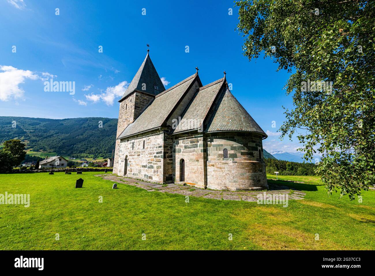 Hove chiesa di pietra, Vikoyri, Norvegia Foto Stock