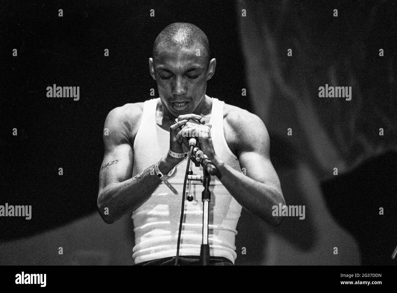 Tricky al festival di Glastonbury 1998, Somerset, Inghilterra, Regno Unito. Foto Stock