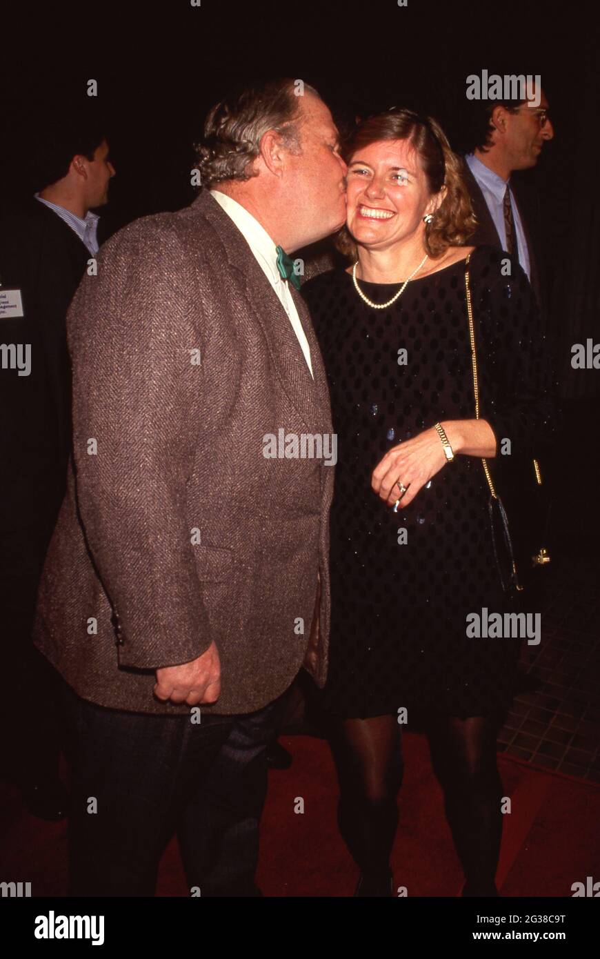 Ned Beatty e Dorothy Lindsey alla Premiere di 'Hear My Song', Avco Center Cinema, Westwood0 16 dicembre 1991 Credit: Ralph Dominguez/MediaPunch Foto Stock
