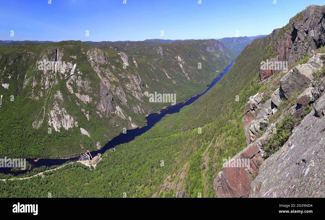 Acropolis des Draveures, Parco Nazionale delle Hautes-Gorges-de-la-Rivière-Malbaie, vista aerea, Quebec, Canada Foto Stock