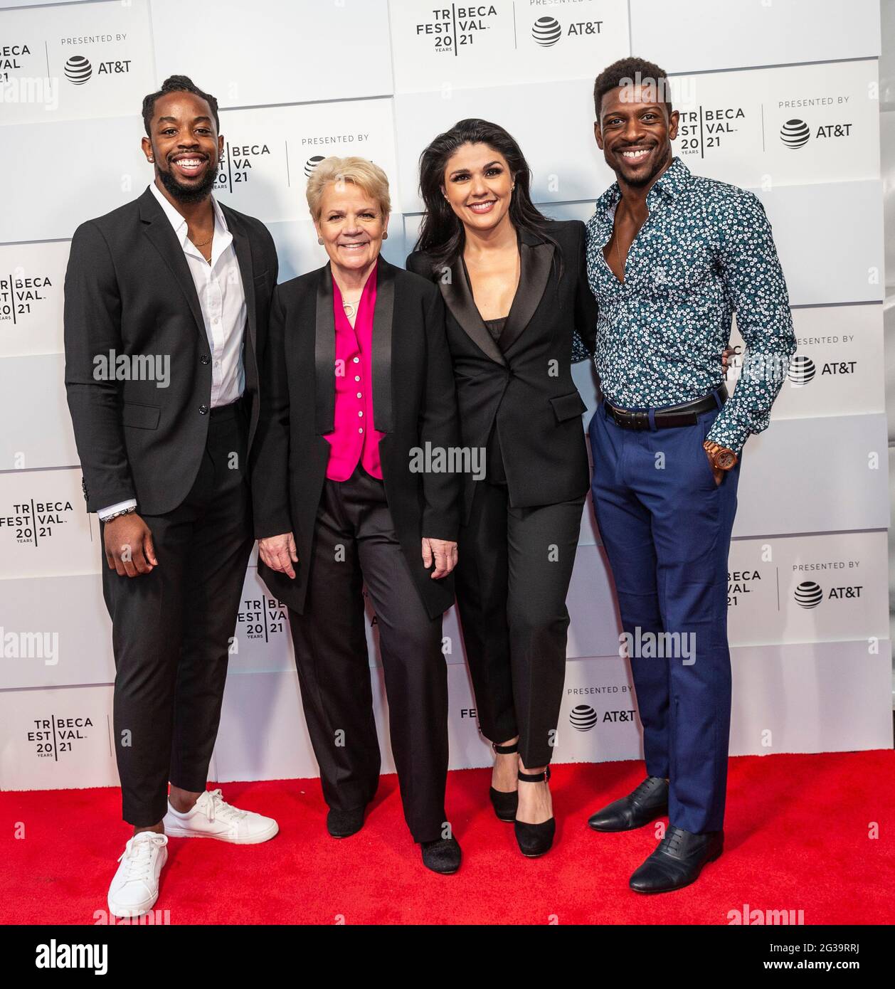 New York, NY - 14 giugno 2021: Jonathan Rush, Marin Alsop, Curtis Banister e Alexandra Arrieche partecipano 2021 Tribeca Festival Premiere di 'il direttore' a Hudson Yards Foto Stock