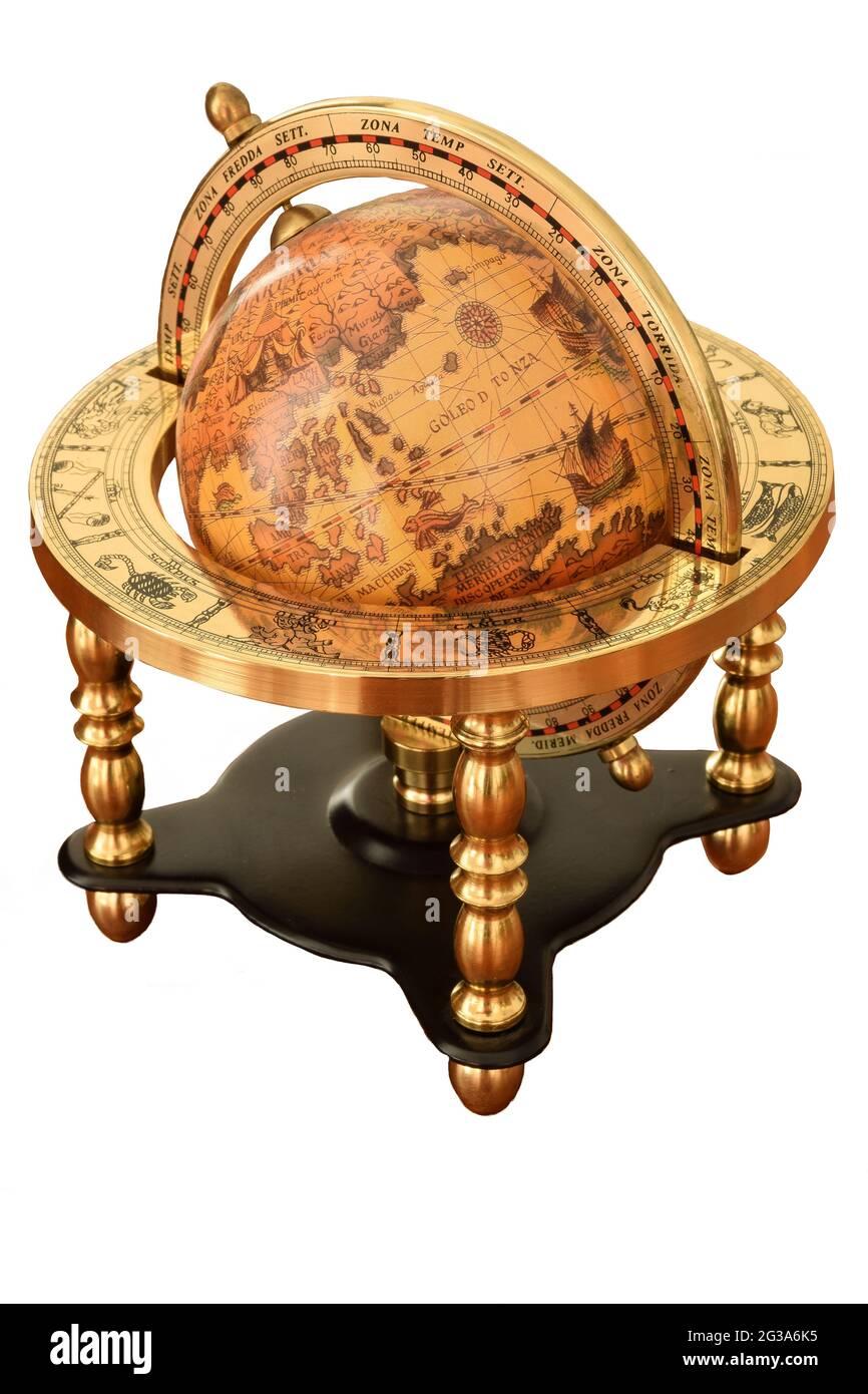Globo terrestre d'epoca su sfondo bianco in stile vintage antico Foto Stock