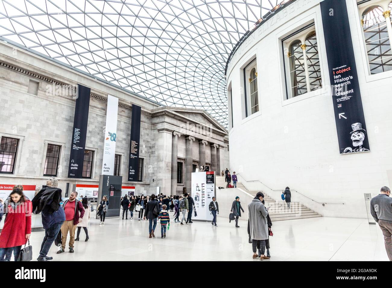 Great Court all'interno del British Museum, Londra, Regno Unito Foto Stock