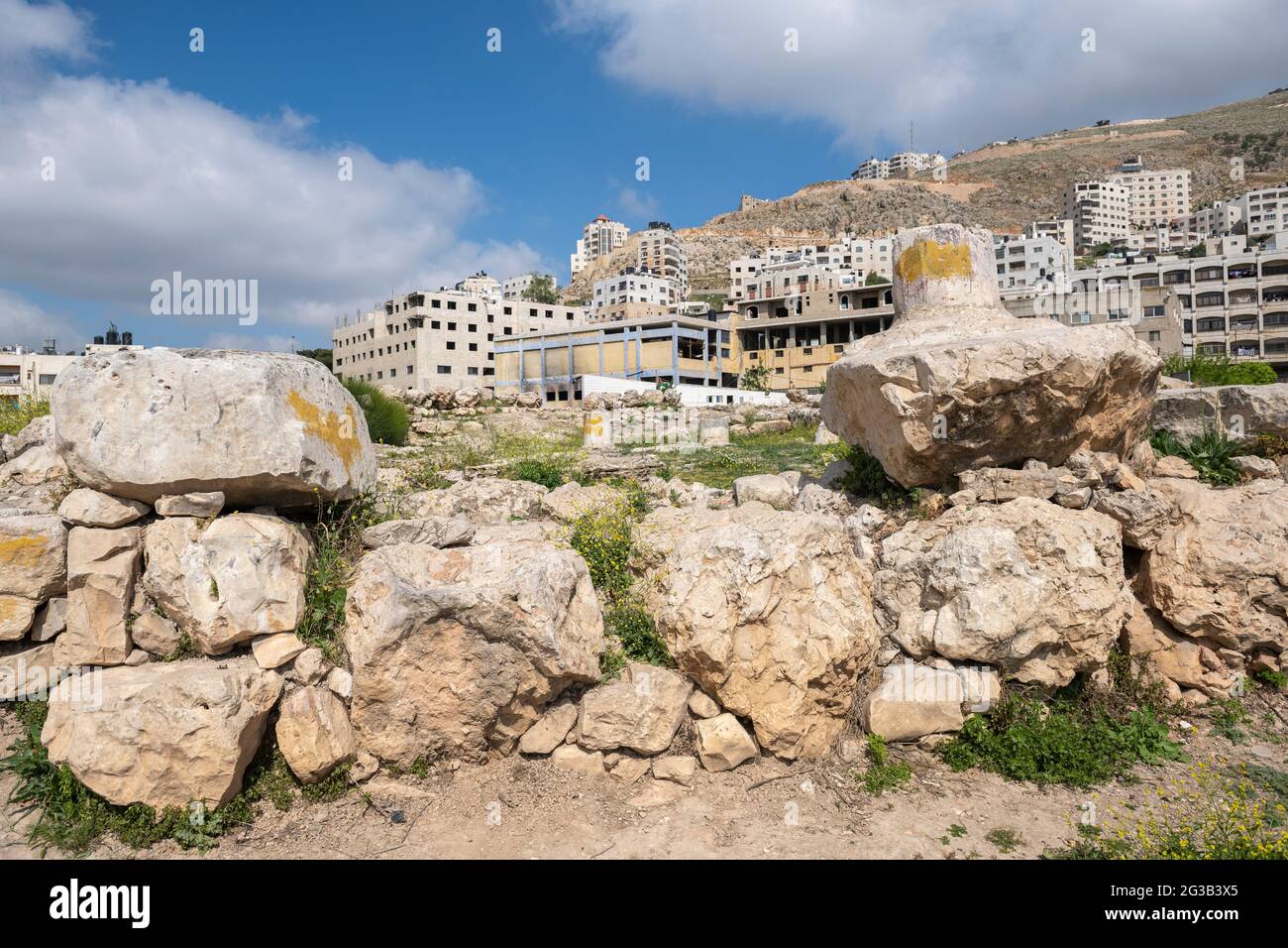 Il Parco Archeologico di Tell Balata è il sito dei resti di un'antica città Canaanita/Israelita situata nella Cisgiordania Palestinese. Foto Stock