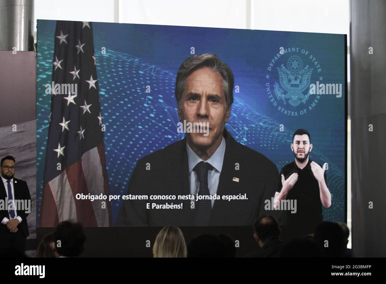 15 giugno 2021, Brasilia, Distrito Federal, Brasil: (INT) LUNAR NASA ARTEMIS Programme Firing Agreement Ceremony . 15 giugno 2021, Brasilia, Distretto Federale, Brasile: Il Ministero della Scienza, della tecnologia e delle innovazioni (MCTI) tiene una cerimonia per firmare l’accordo Ã¢â‚¬Å NASA Artemis Lunar ProgramÃ¢â‚¬Â nella Sala Noble del Palazzo Planalto. Alla cerimonia partecipano il presidente della Repubblica, Jair Bolsonaro, il Ministro dell'MCTI, l'astronauta Marcos Pontes, il Ministro degli Affari Esteri, Carlos Alberto Franca e l'ambasciatore degli Stati Uniti in Brasile, Todd Chapman. (Immagine di credito Foto Stock