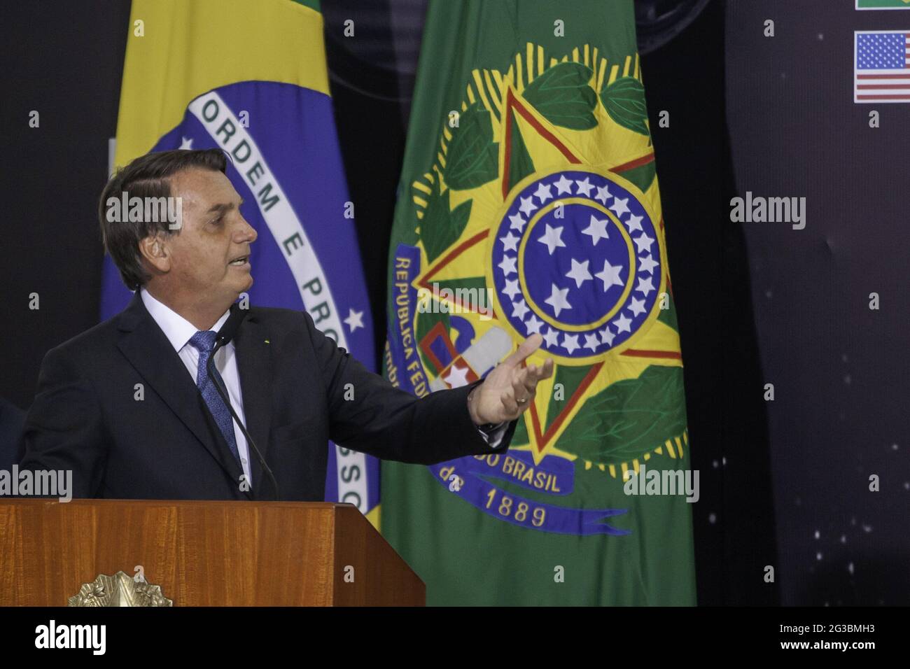 15 giugno 2021, Brasilia, Distrito Federal, Brasil: (INT) LUNAR NASA ARTEMIS Programme Firing Agreement Ceremony . 15 giugno 2021, Brasilia, Distretto Federale, Brasile: Il Ministero della Scienza, della tecnologia e delle innovazioni (MCTI) tiene una cerimonia per firmare l’accordo Ã¢â‚¬Å NASA Artemis Lunar ProgramÃ¢â‚¬Â nella Sala Noble del Palazzo Planalto. Alla cerimonia partecipano il presidente della Repubblica, Jair Bolsonaro, il Ministro dell'MCTI, l'astronauta Marcos Pontes, il Ministro degli Affari Esteri, Carlos Alberto Franca e l'ambasciatore degli Stati Uniti in Brasile, Todd Chapman. (Immagine di credito Foto Stock