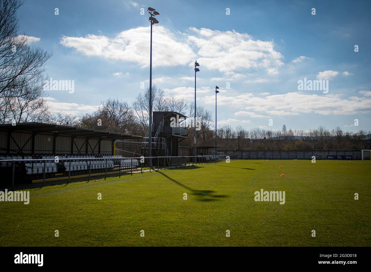 Flint, Galles. 06 marzo 2021. JD Cymru Premier Match tra Flint Town United e Penybont. Foto Stock Flint, Galles. 06 marzo 2021. JD Cymru Premier Match tra Flint Town United e Penybont. Foto Stock