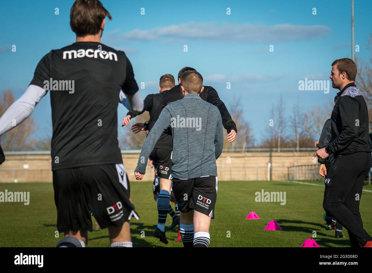 Flint, Galles. 06 marzo 2021. JD Cymru Premier Match tra Flint Town United e Penybont. Foto Stock Flint, Galles. 06 marzo 2021. JD Cymru Premier Match tra Flint Town United e Penybont. Foto Stock