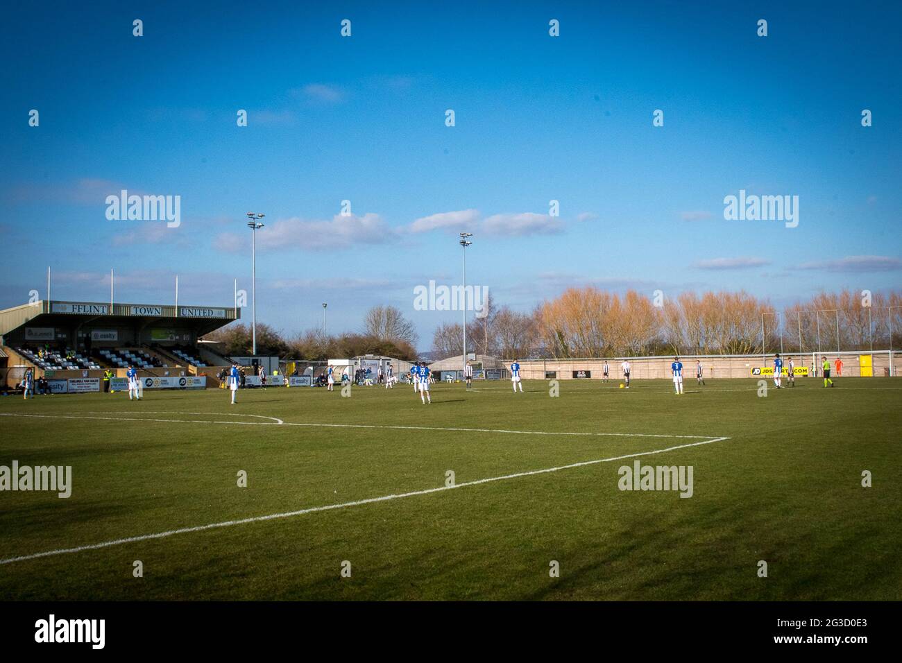 Flint, Galles. 06 marzo 2021. JD Cymru Premier Match tra Flint Town United e Penybont. Foto Stock Flint, Galles. 06 marzo 2021. JD Cymru Premier Match tra Flint Town United e Penybont. Foto Stock