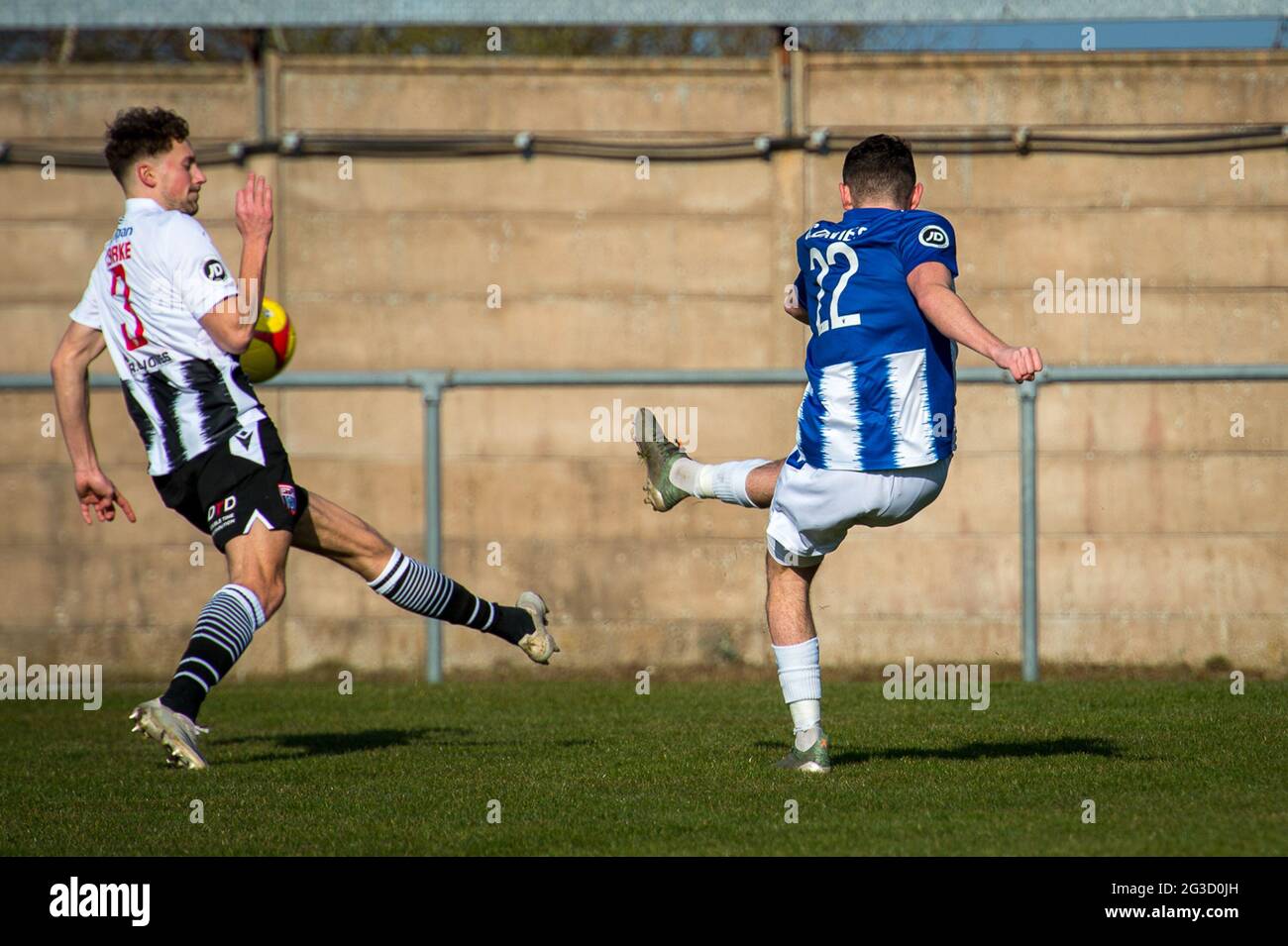 Flint, Galles. 06 marzo 2021. JD Cymru Premier Match tra Flint Town United e Penybont. Foto Stock Flint, Galles. 06 marzo 2021. JD Cymru Premier Match tra Flint Town United e Penybont. Foto Stock