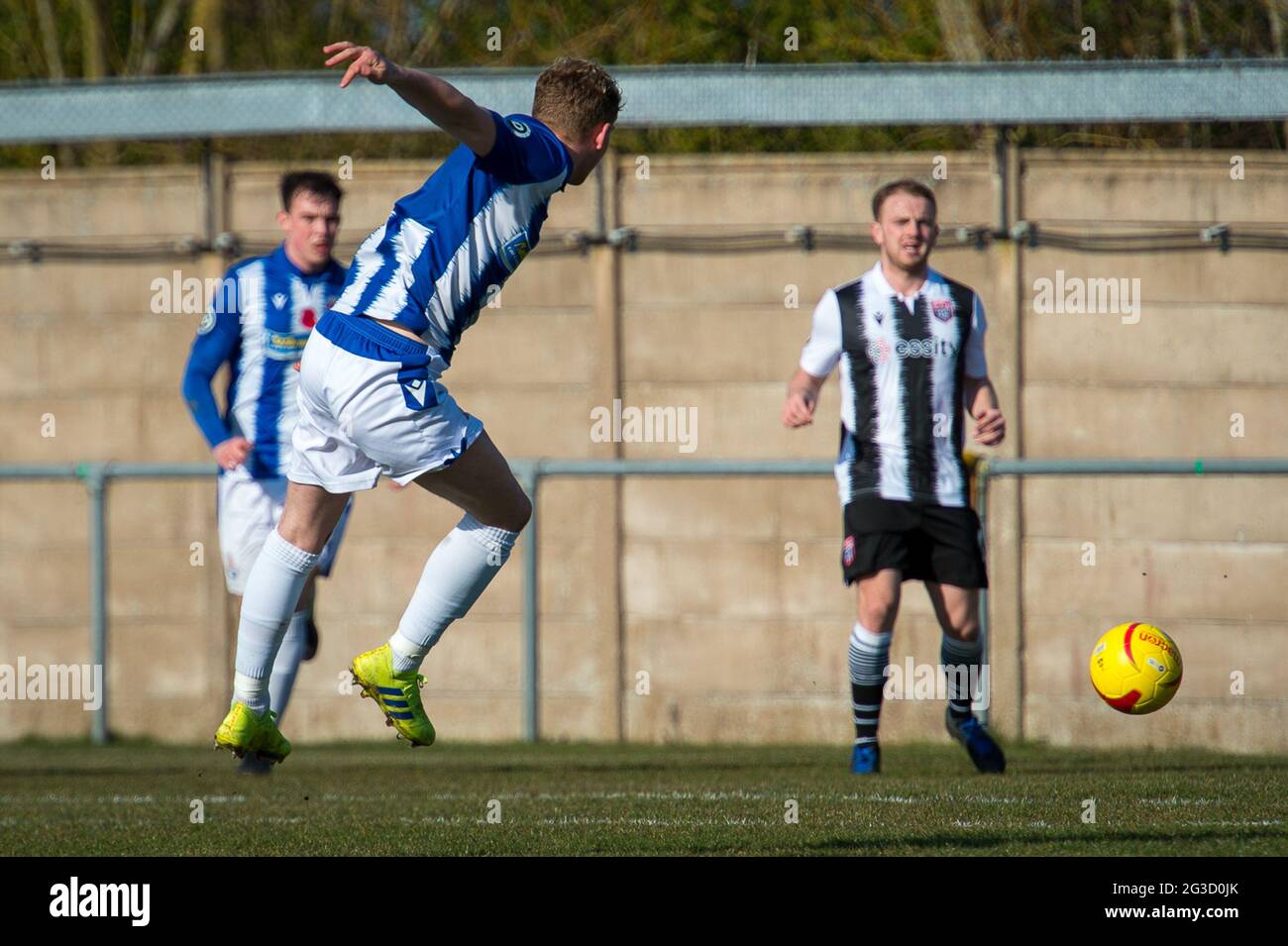 Flint, Galles. 06 marzo 2021. JD Cymru Premier Match tra Flint Town United e Penybont. Foto Stock Flint, Galles. 06 marzo 2021. JD Cymru Premier Match tra Flint Town United e Penybont. Foto Stock