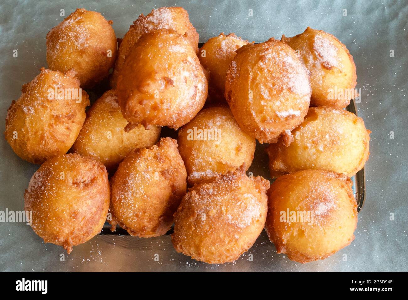 Ciambelle di ricotta fritte fatte in casa. Foto Stock