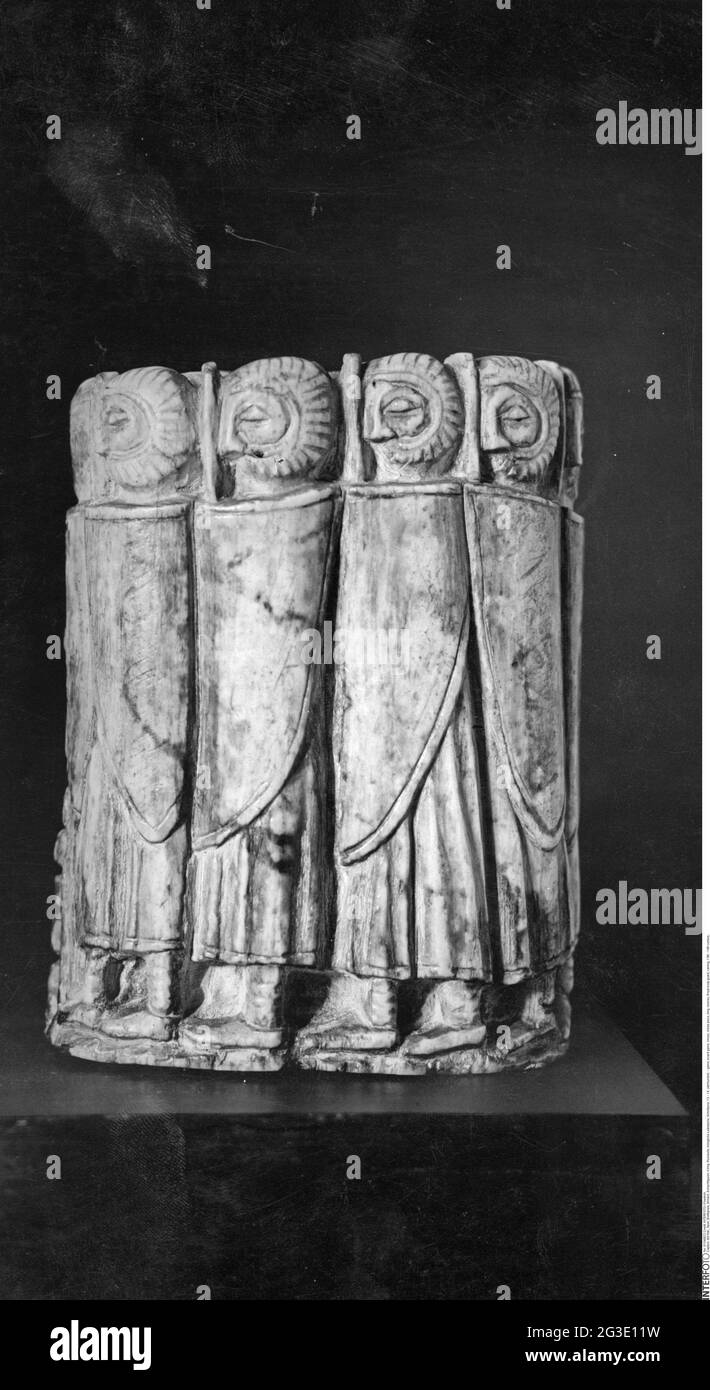 gioco, gioco da tavolo, scacchi, scacchi, re, Reverse, guardia del corpo reale, scultura, 13 ° - 14 ° secolo, DIRITTI-AGGIUNTIVI-CLEARANCE-INFO-NON-DISPONIBILE Foto Stock