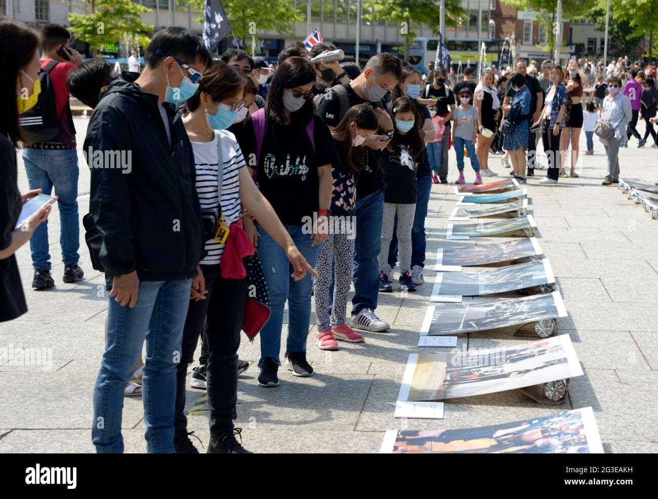 Mostra fotografica, alla protesta di Free Hong Kong, a Nottingham Foto Stock