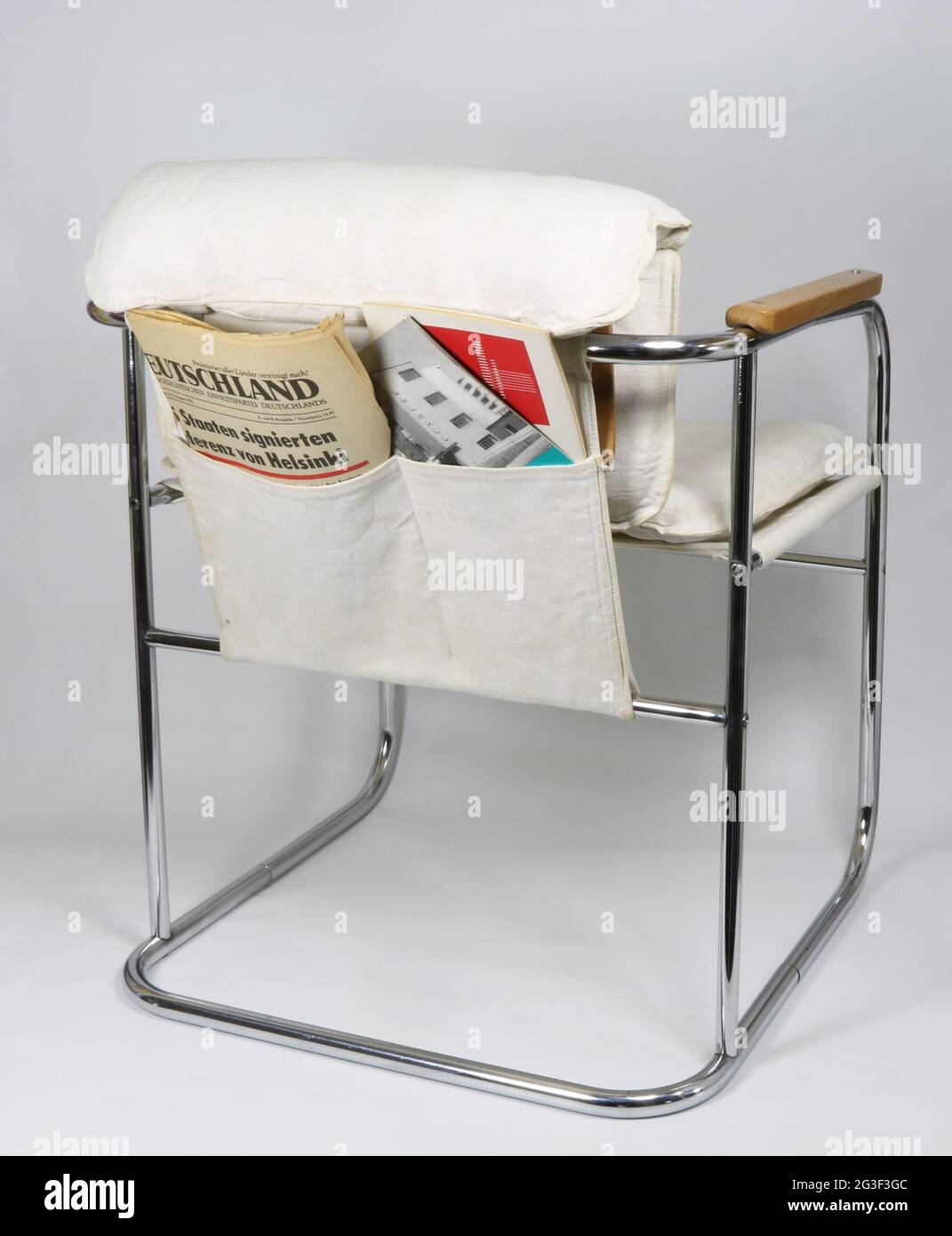 Arredamento, sedia tubolare in acciaio 'U', design: Lutz Rudolph, DIRITTI-AGGIUNTIVI-CLEARANCE-INFO-NON-DISPONIBILE Foto Stock