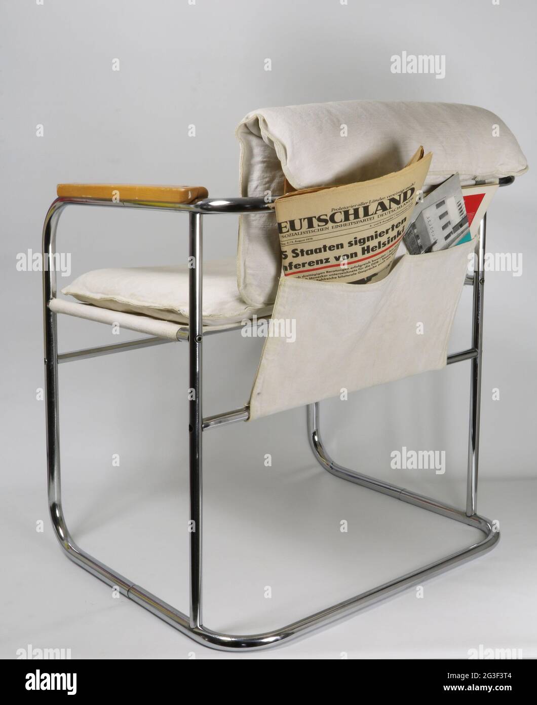 Arredamento, sedia tubolare in acciaio 'U', design: Lutz Rudolph, DIRITTI-AGGIUNTIVI-CLEARANCE-INFO-NON-DISPONIBILE Foto Stock